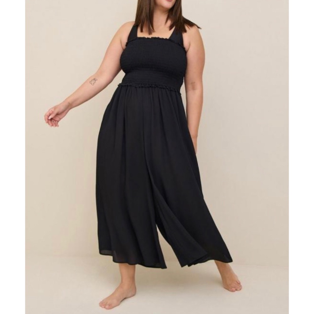 🆕 Black Crepe Midi Smocked Coverup Jumpsuit 3 3X 22 24 Torrid